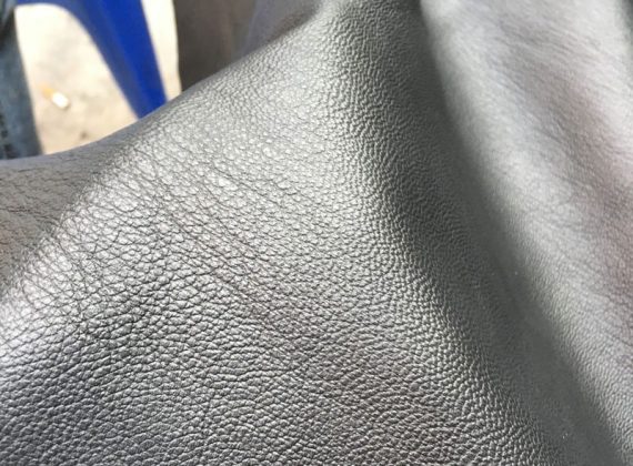 Địa chỉ mua áo da dê ở Hà Nội